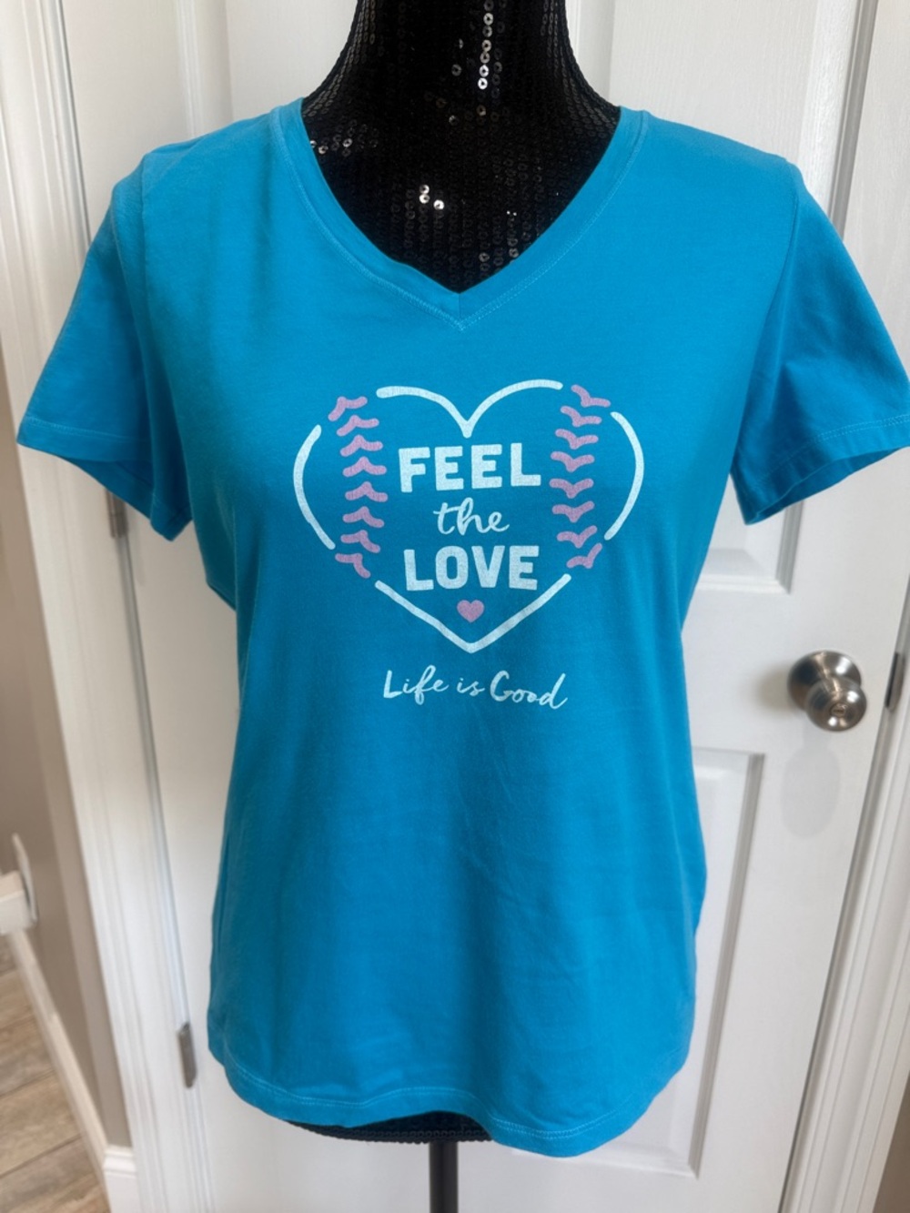 Life Is Good Turquoise 'Feel the Love' V-Neck Tee